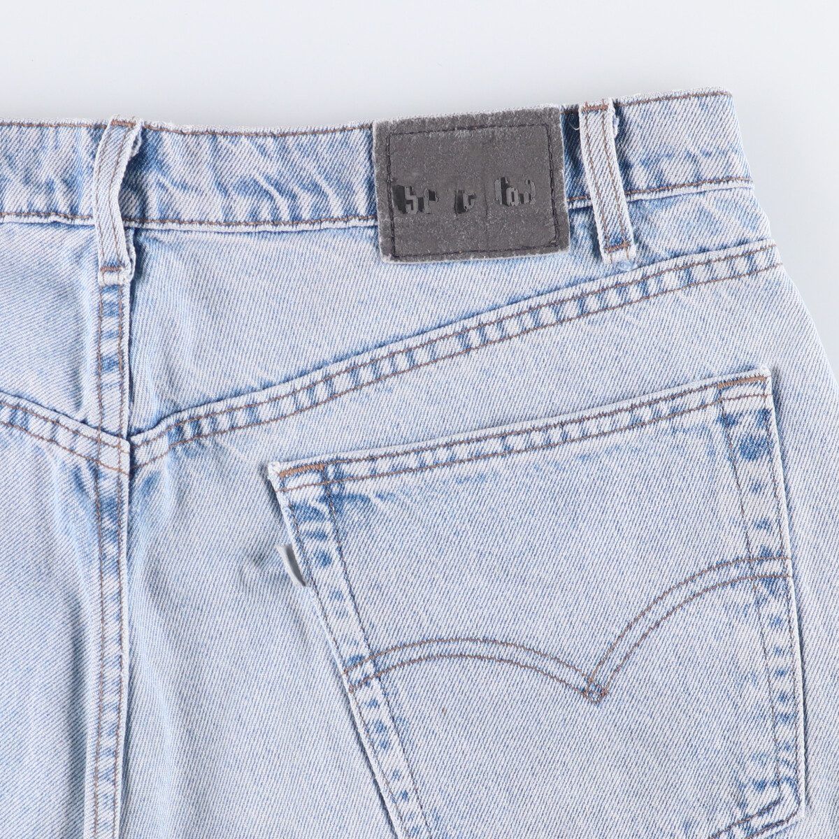 リーバイス Levi