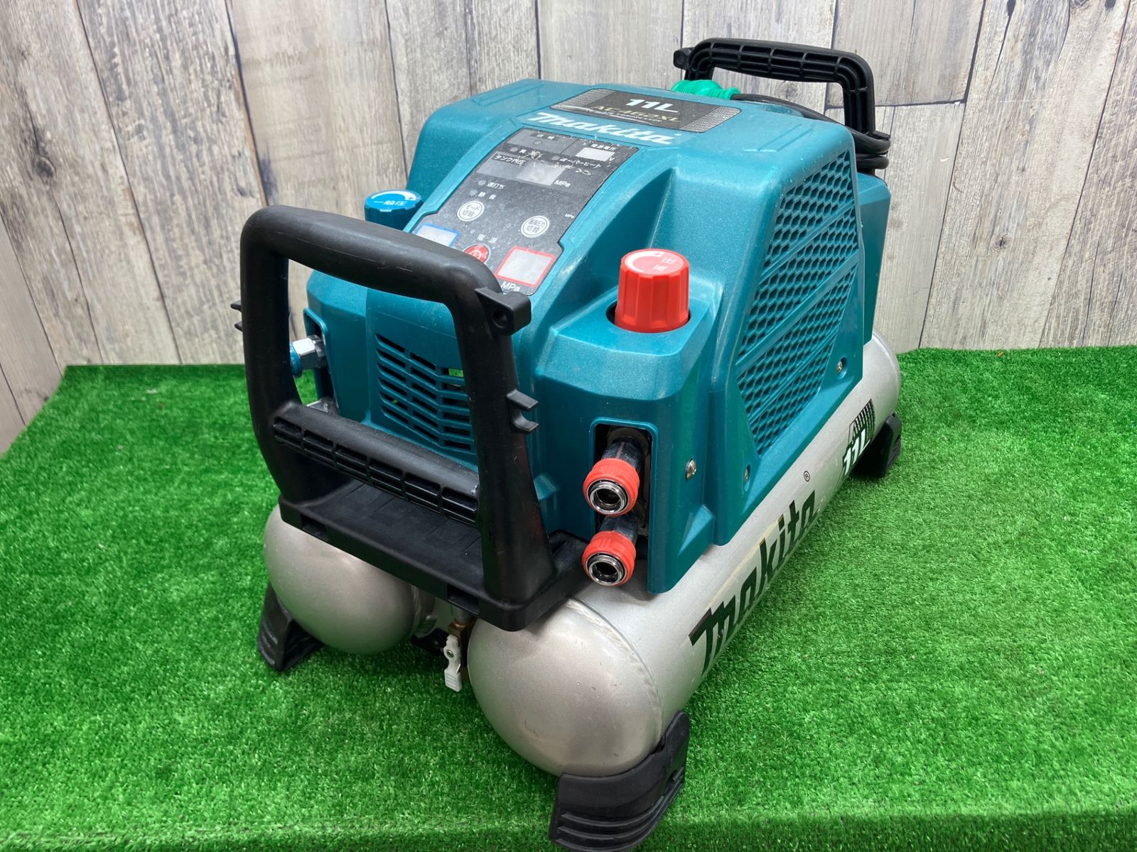 makita 常圧高圧エアコンプレッサー