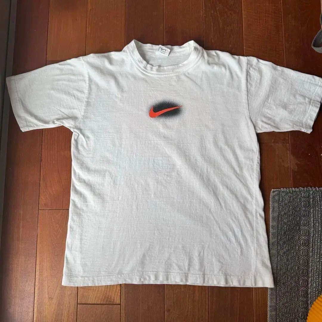 ナイキ ロードマンTシャツ