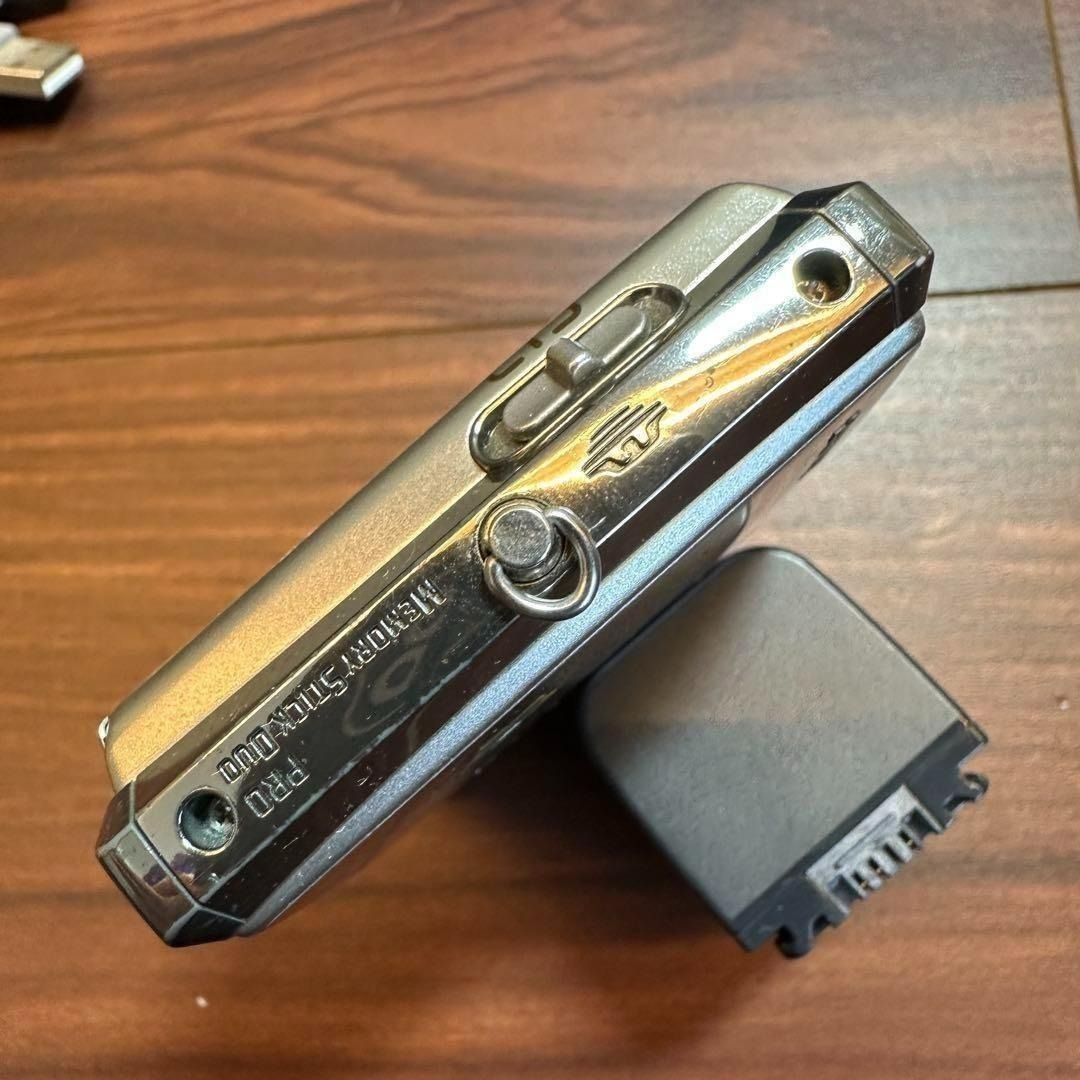 SONY Cyber-shot DSC-T33 デジカメ 2411 - メルカリ