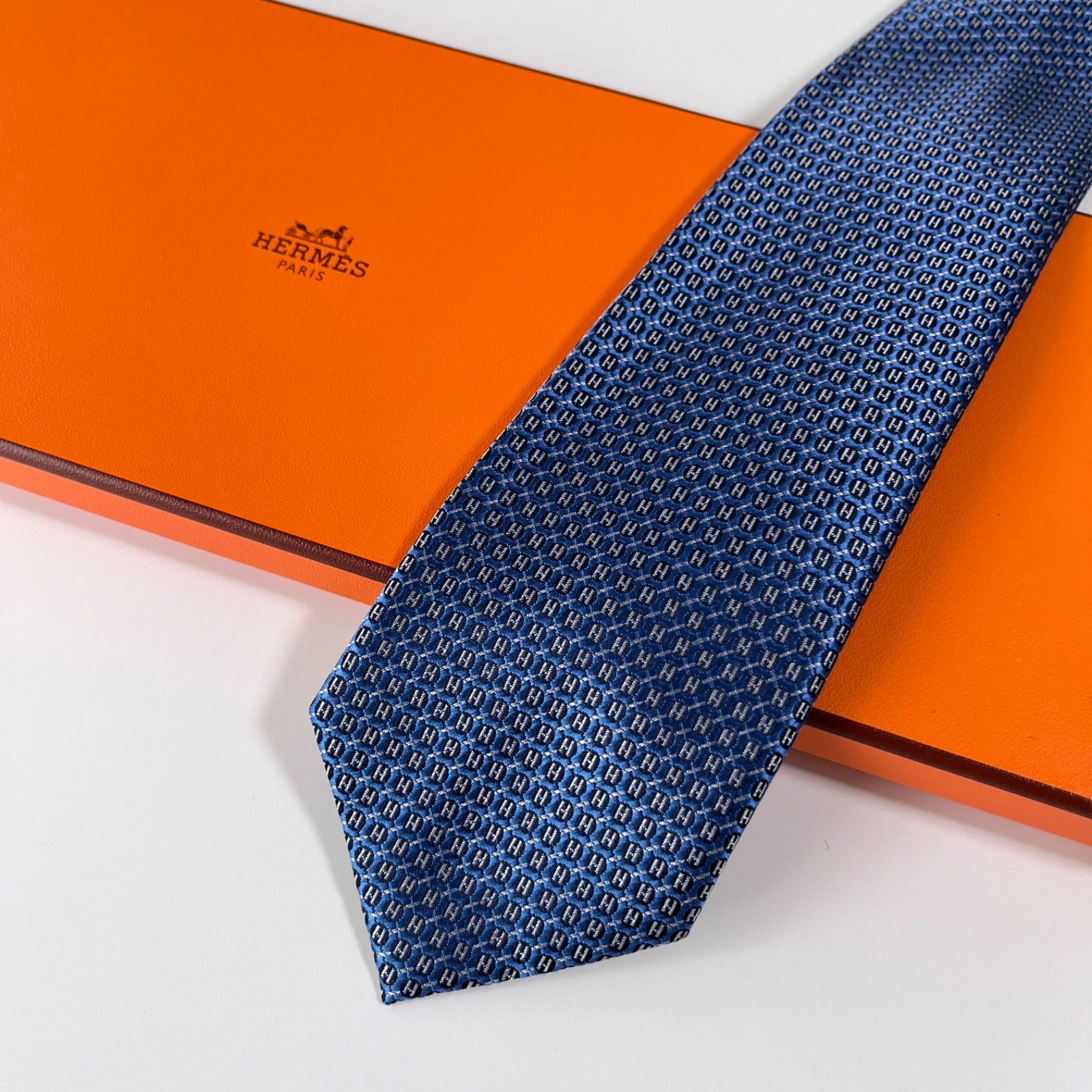 【おまつ】【エルメス　新品】ネクタイ H柄 ネイビー 楽天市場】新品エルメス・HERMES ネクタイ H柄 シルク100％ 紺