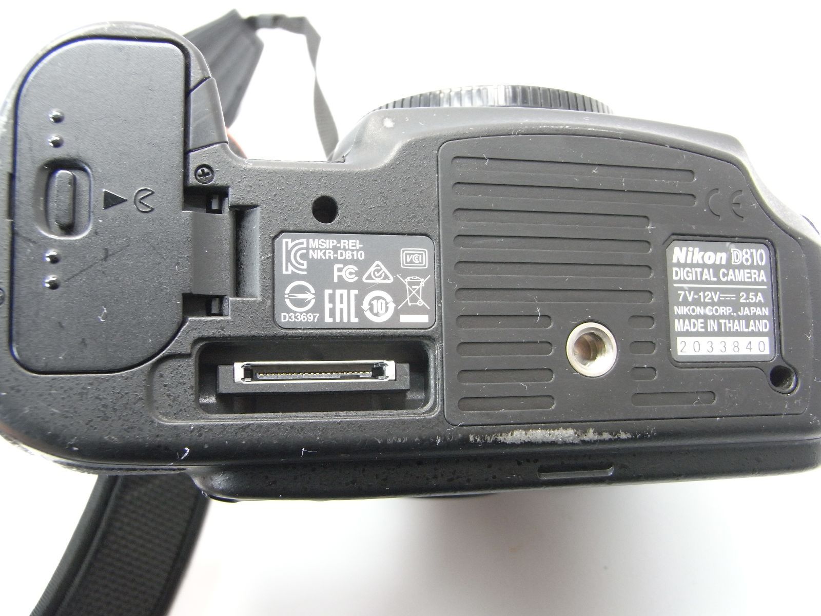 美品】Nikon D810 ボディーとバッテリーグリップMB-D12 セット - メルカリ