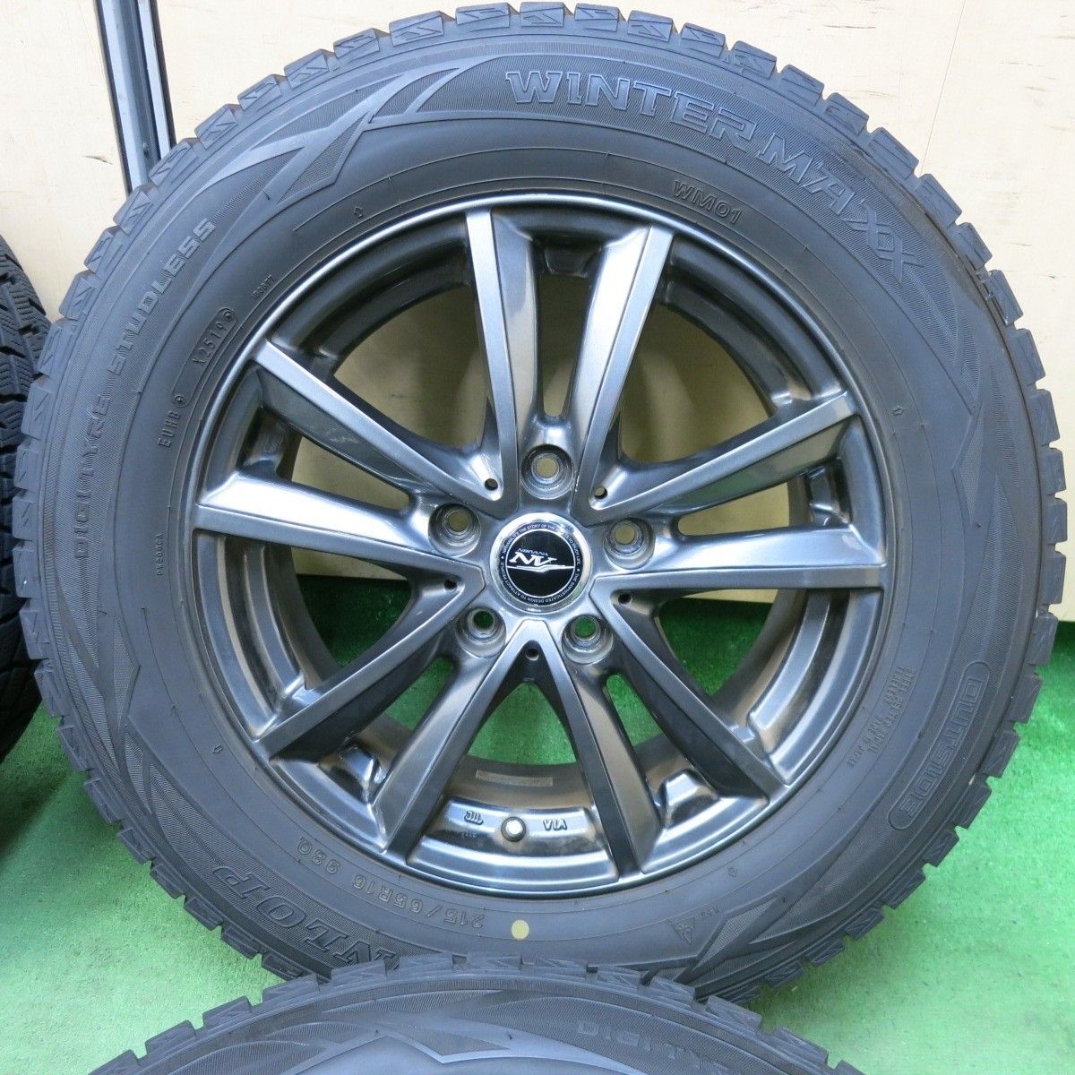 ノーマルタイヤノア90 新車外し205/60/R16ブリヂストンエコピアEP150150