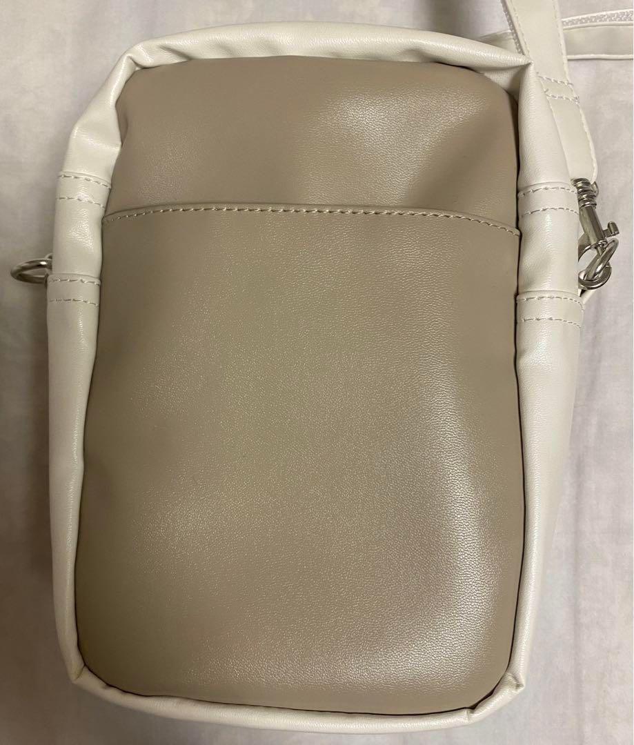 ショルダーバッグ