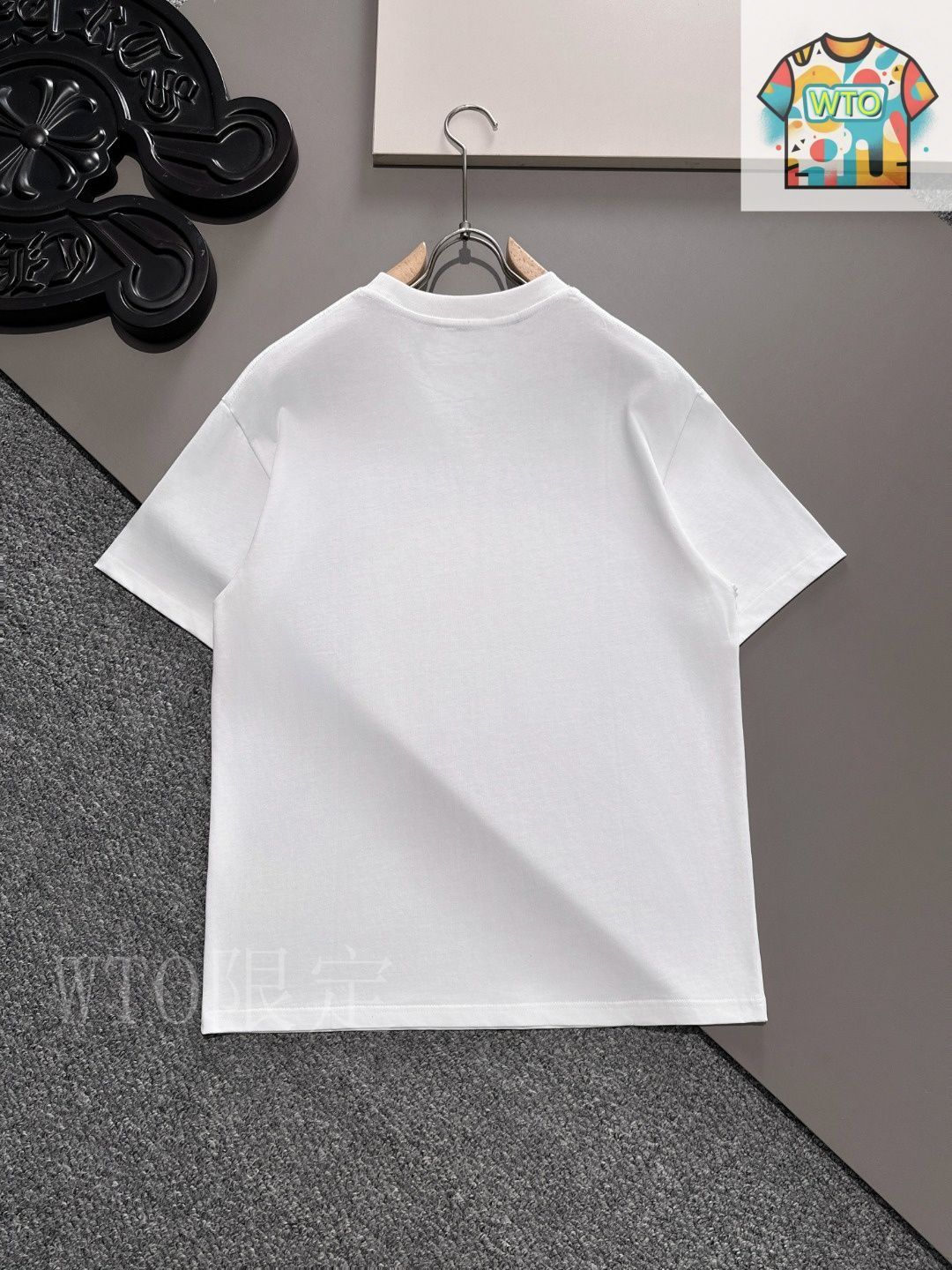 【GUCCI】グッチ 2025ss ロゴTシャツ ホワイト 今日特価】Gucci グッチ 2025 春夏 ショー限定 ロゴ T シャツ-3