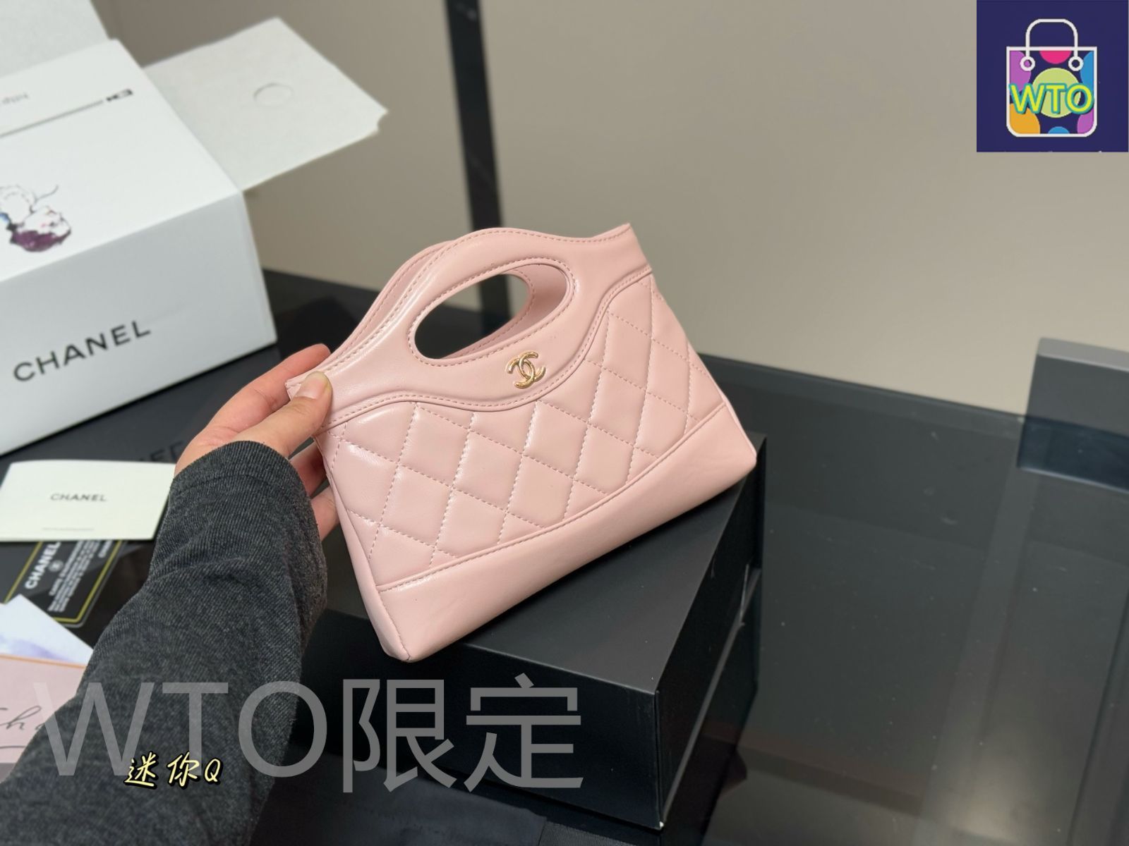 ★便利な2WAY★CHANEL 31 ミニトートバッグ CHANEL Pre-Owned diamond-quilted CC turn-lock 31 two-way Bag