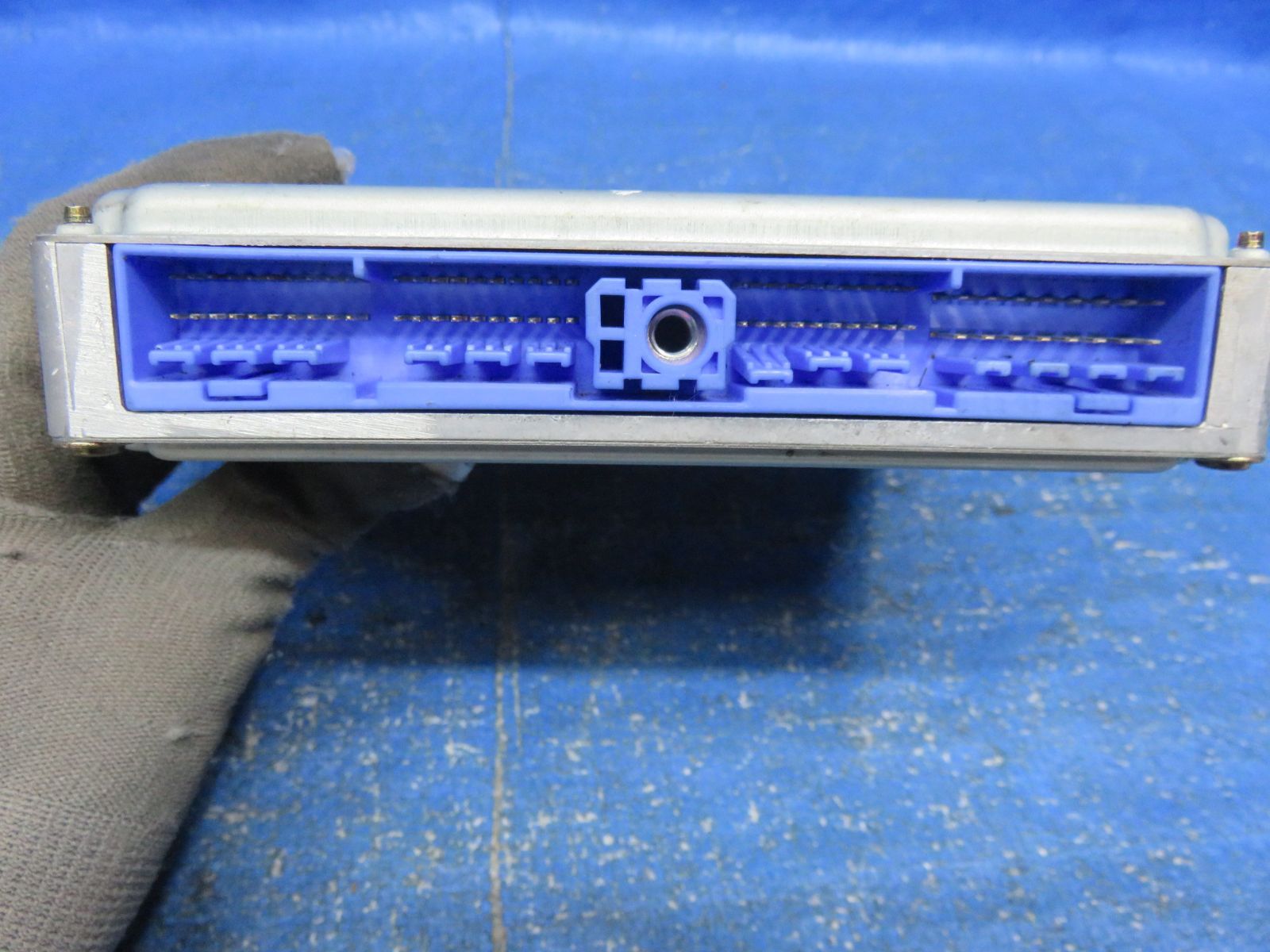 エンジンコントロールユニット