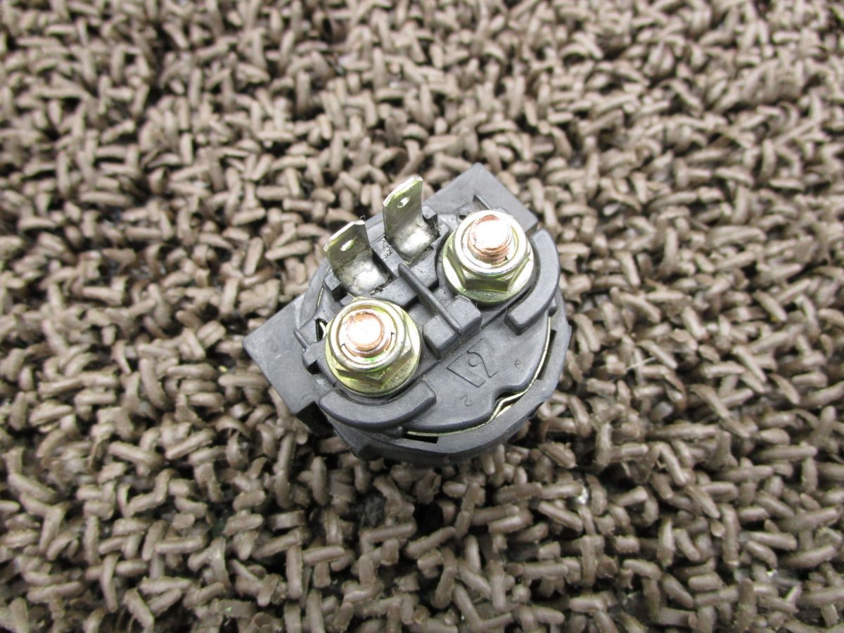 トライアンフ スピードトリプル955i スターターリレー ●V881！TE508 【 M 】 TRIUMPH Speed Triple 動画有 インジェクション