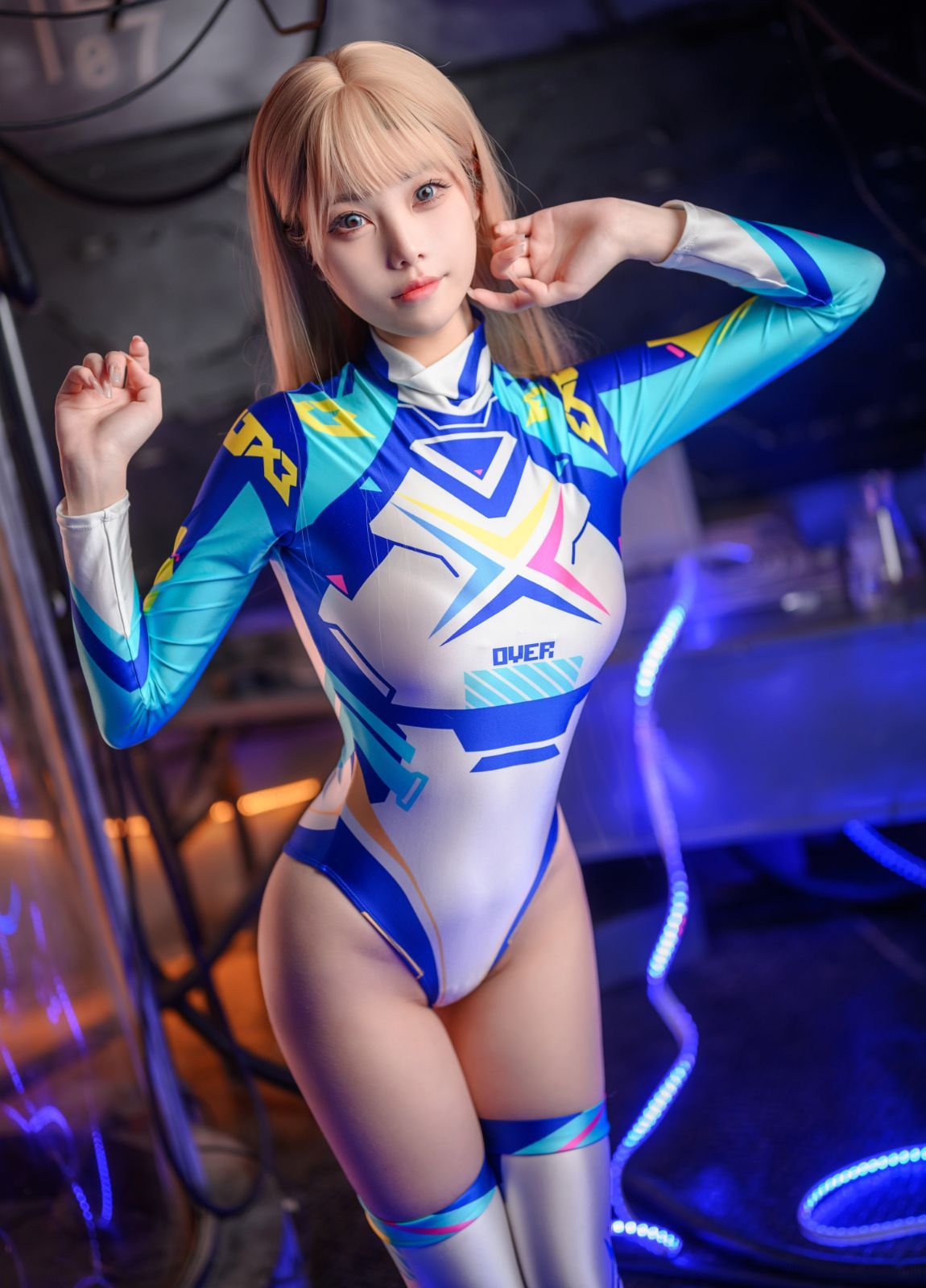 スクール水着いたずら 