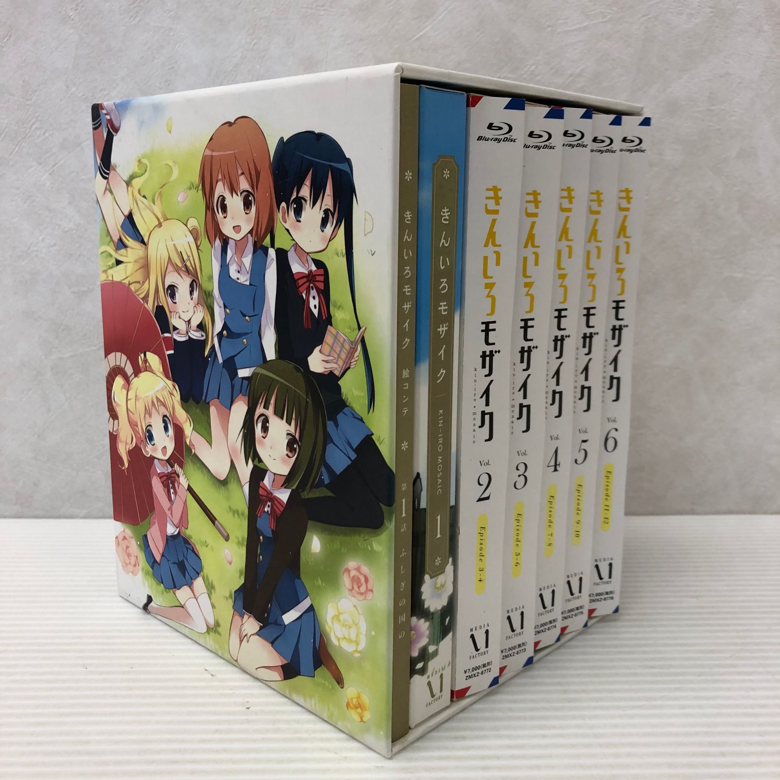 きんいろモザイク 1・2期 BOX＋劇場版《通常版》 [Blu-ray3枚