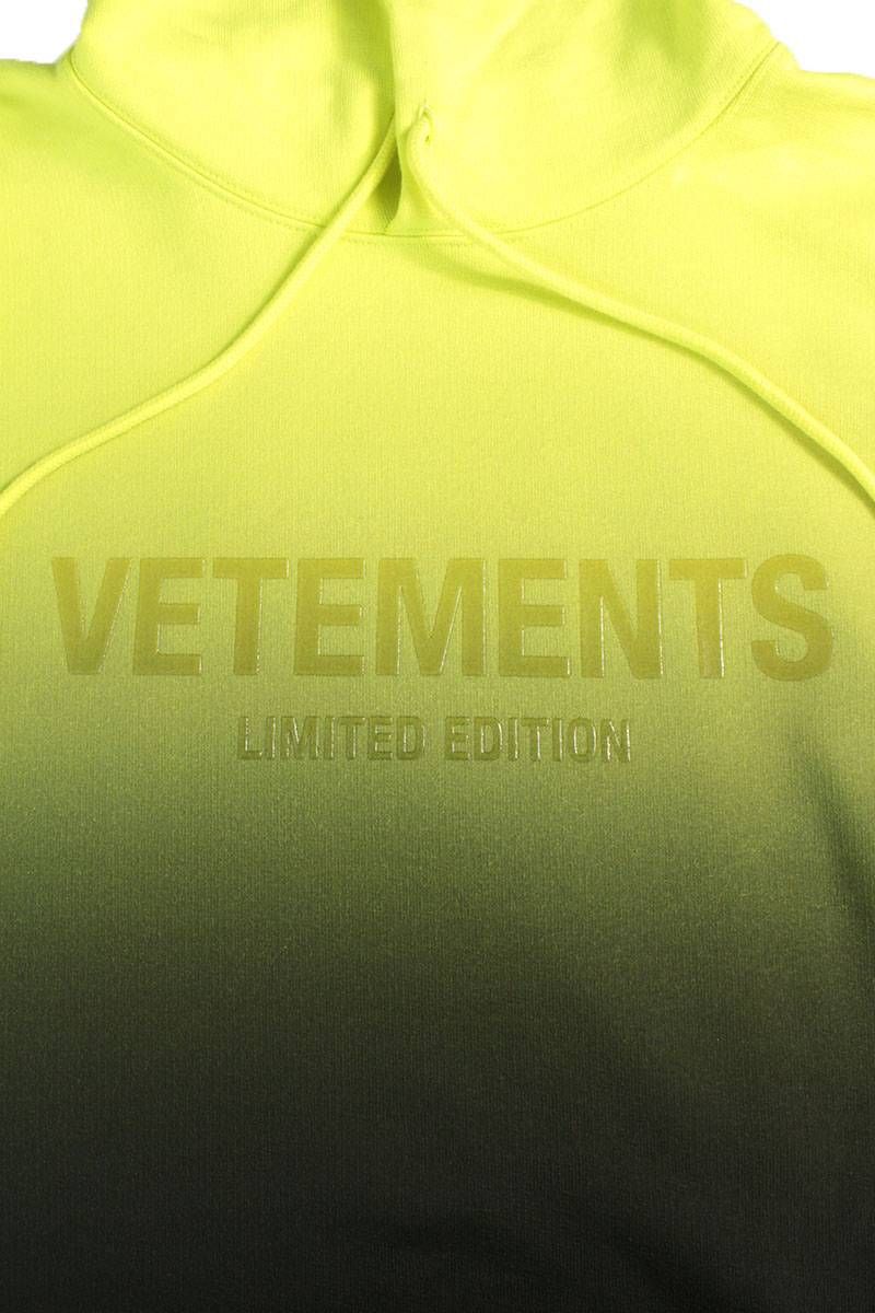 ヴェトモン 23AW UE54HD200Y ロゴプリントグラデーションプルオーバー  