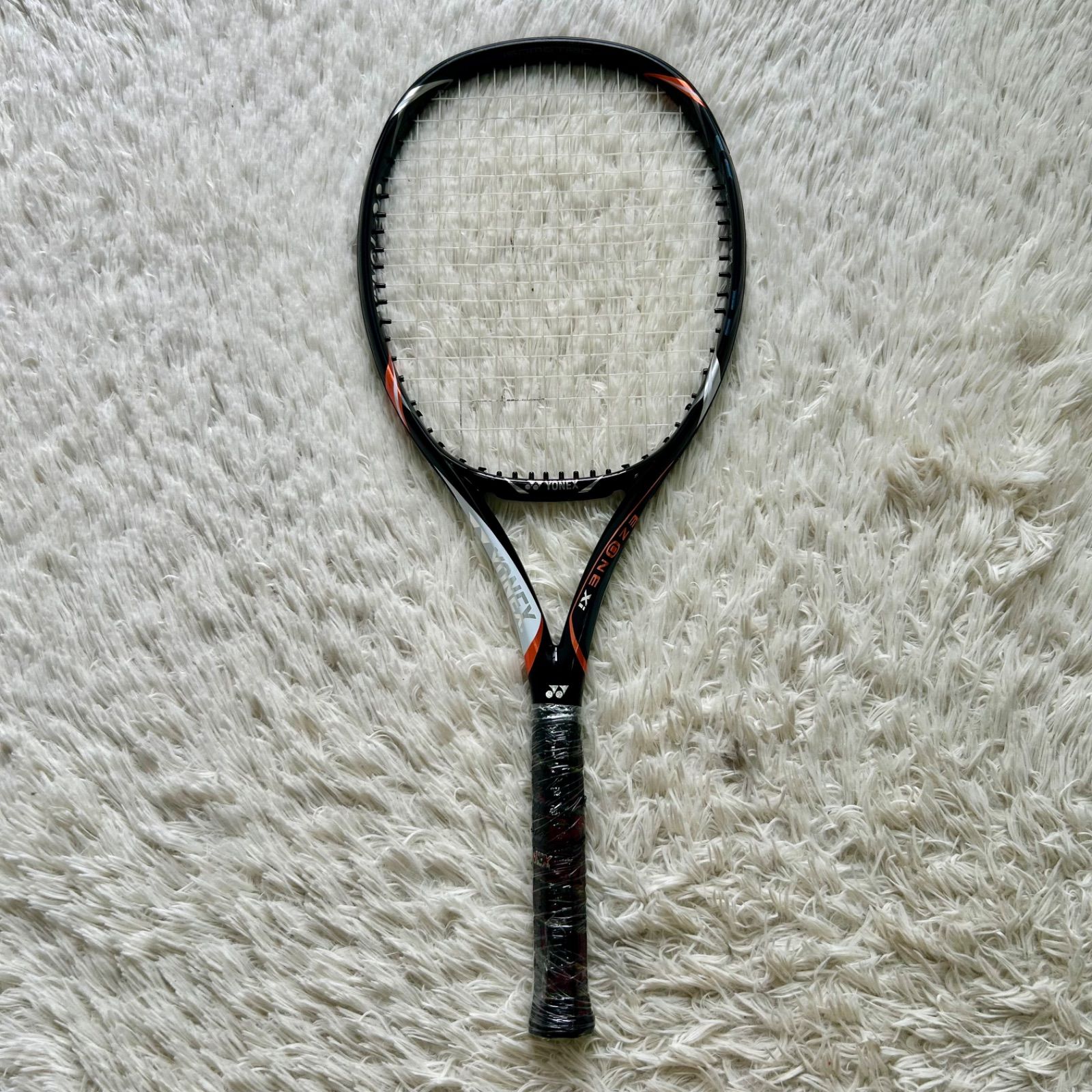 ヨネックス硬式テニスラケットイーゾーンxi 2本セット ヨネックス