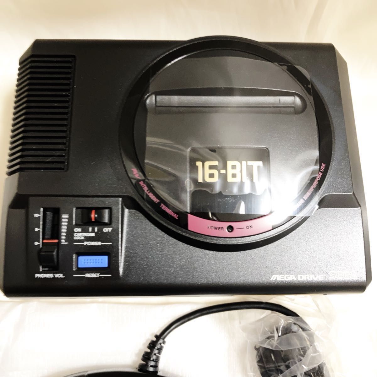 ほぼ新品】SEGA メガドライブミニW / Like New SEGA Mega Drive