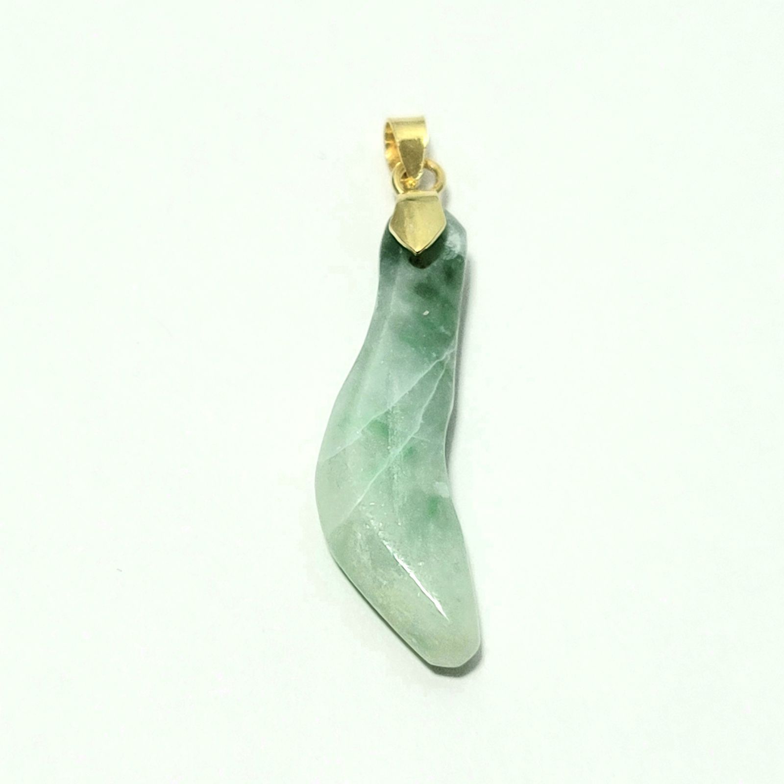 本物 糸魚川翡翠:ペンダントトップ:金具(sv925)付き ms-PT0002
