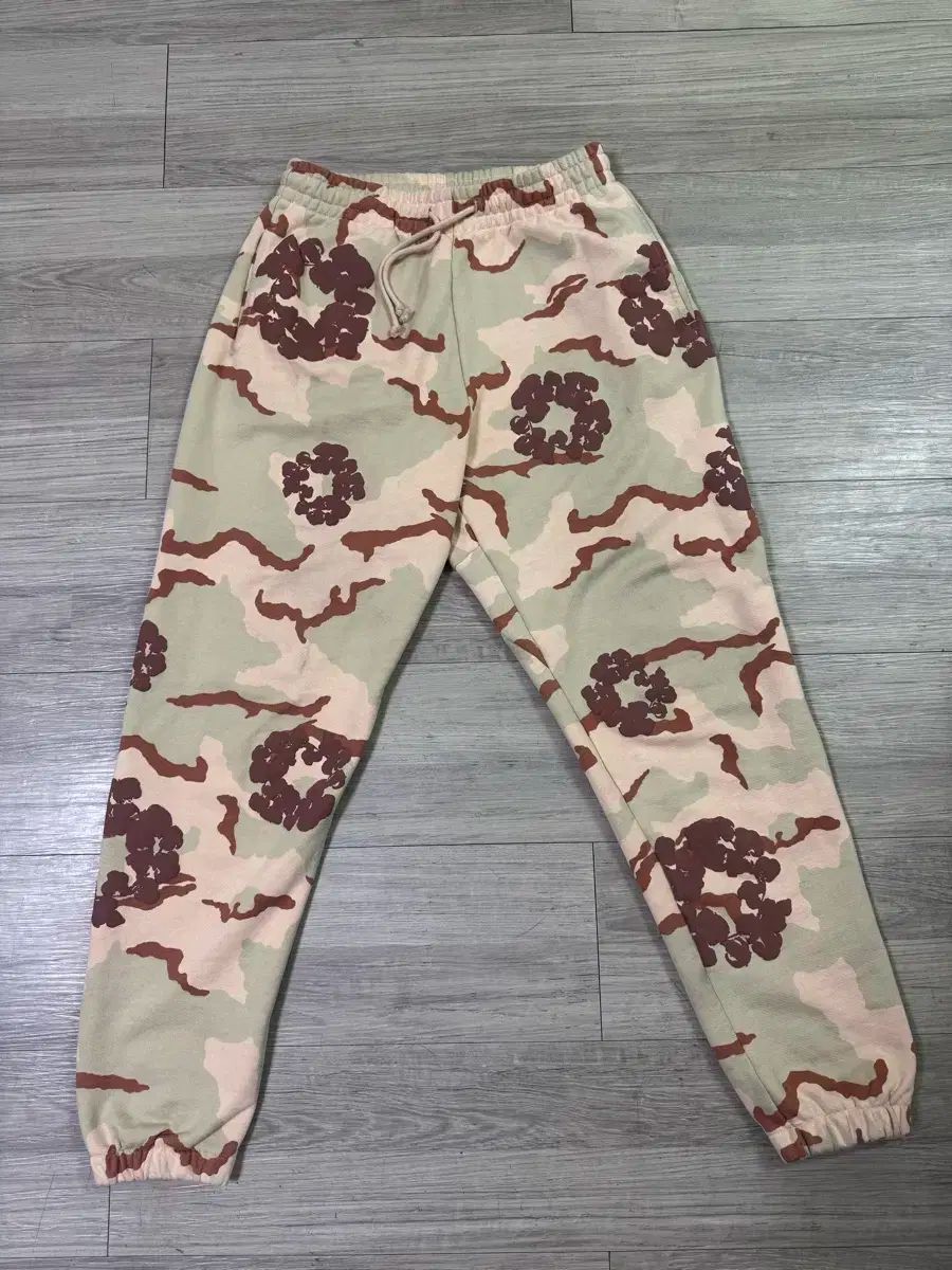 Denim tears camo pants