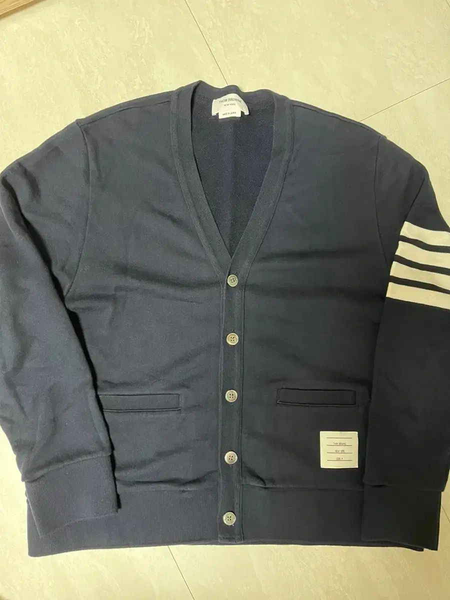 トムブラウン MJT167A 00535 415 メンズ カーディガン 楽天市場】【3%オフクーポン配布中】 THOM BROWNE トムブラウン