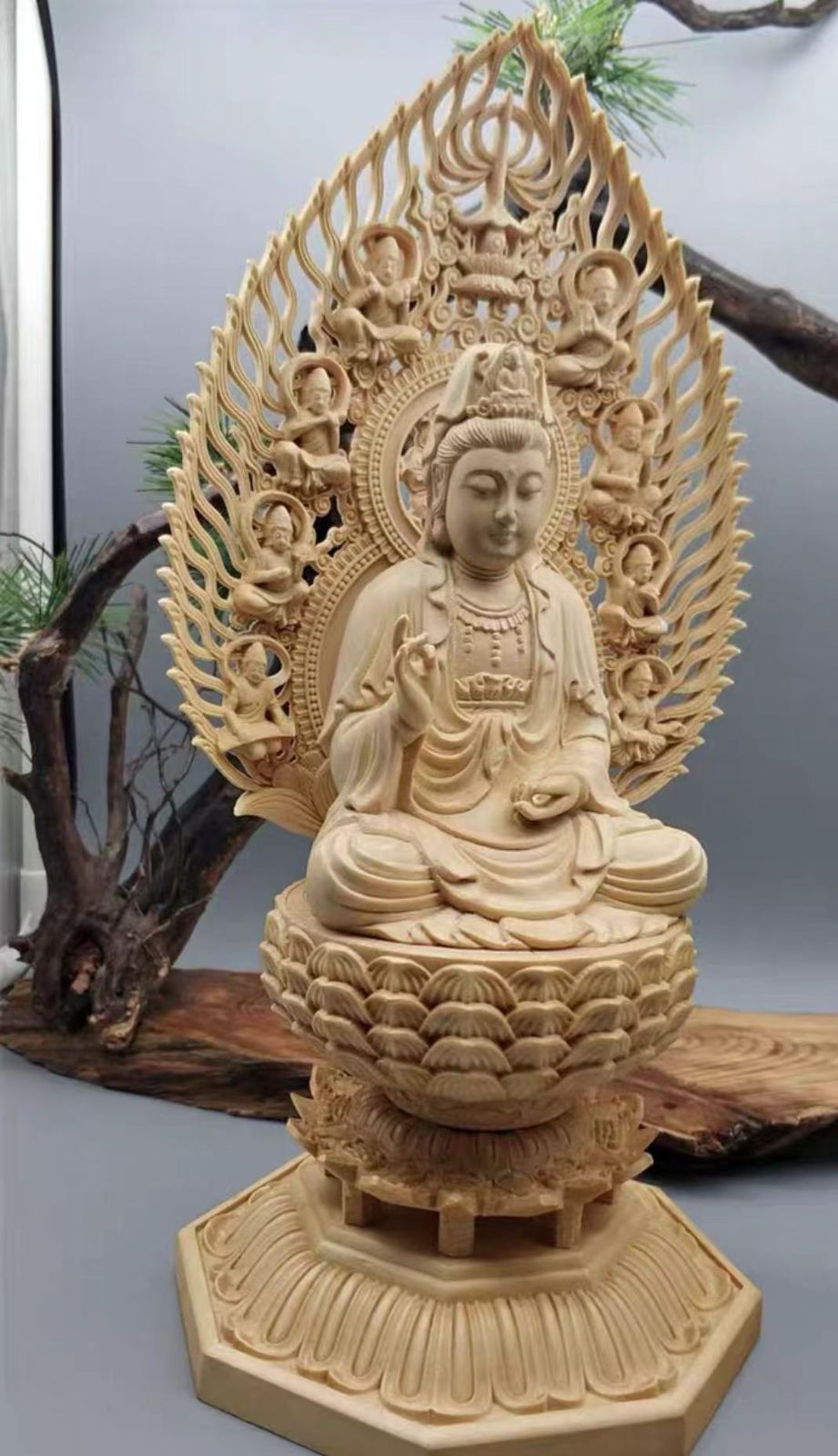 極上品 観音菩薩像 木彫仏像 台座付き 蓮の花 蓮花観音 精密細工