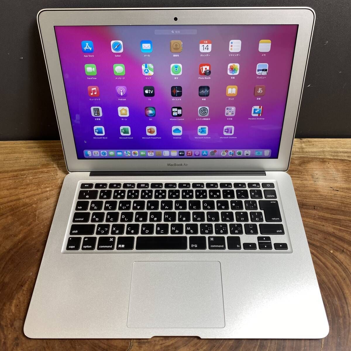 【美品】MacBook 2017年 SSD256GB メモリ8GBパソコンPC 美品］Apple MacBook Air 13inch 2017/Core i5 1.8GHz/メモリ8GB