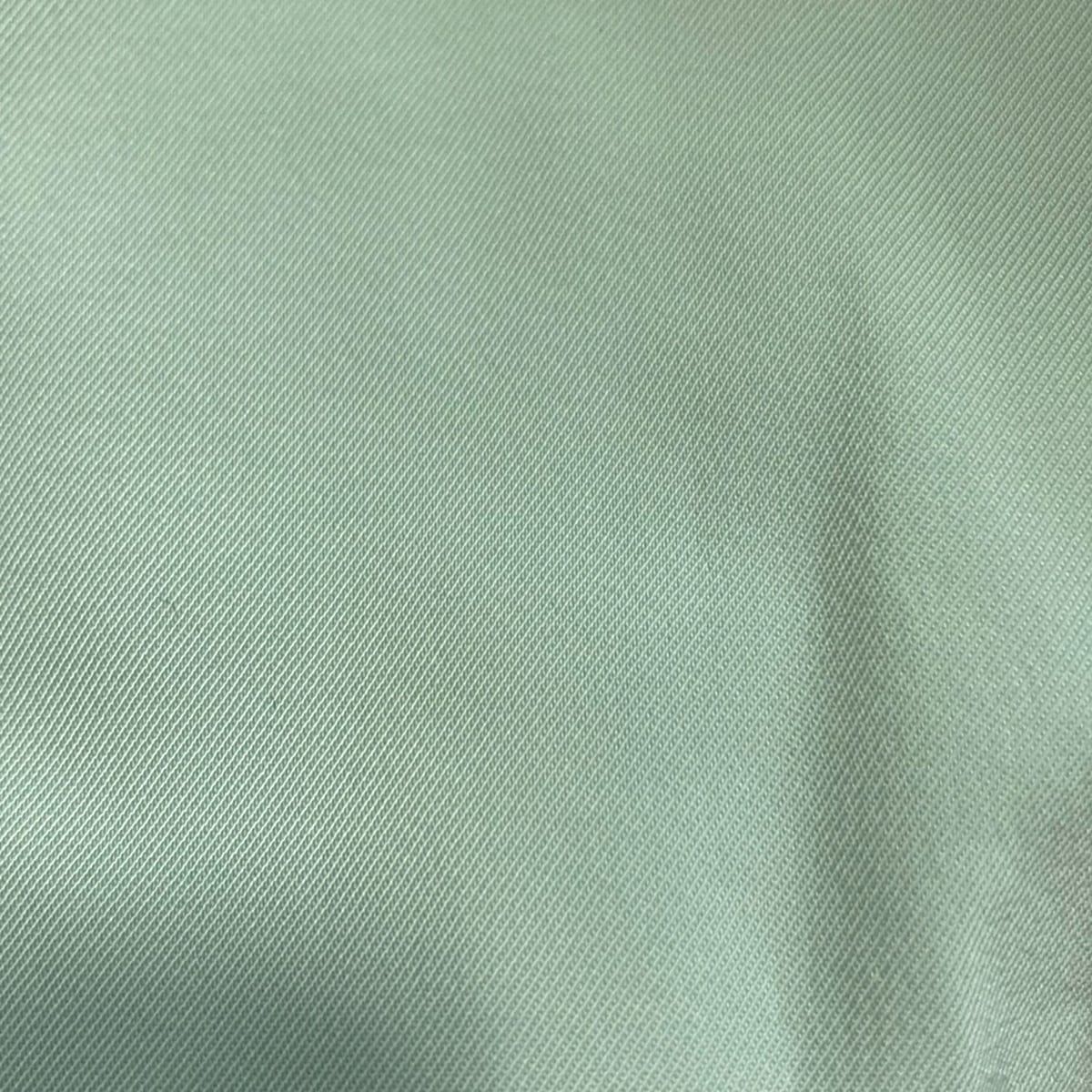 ジップアップ ショート丈