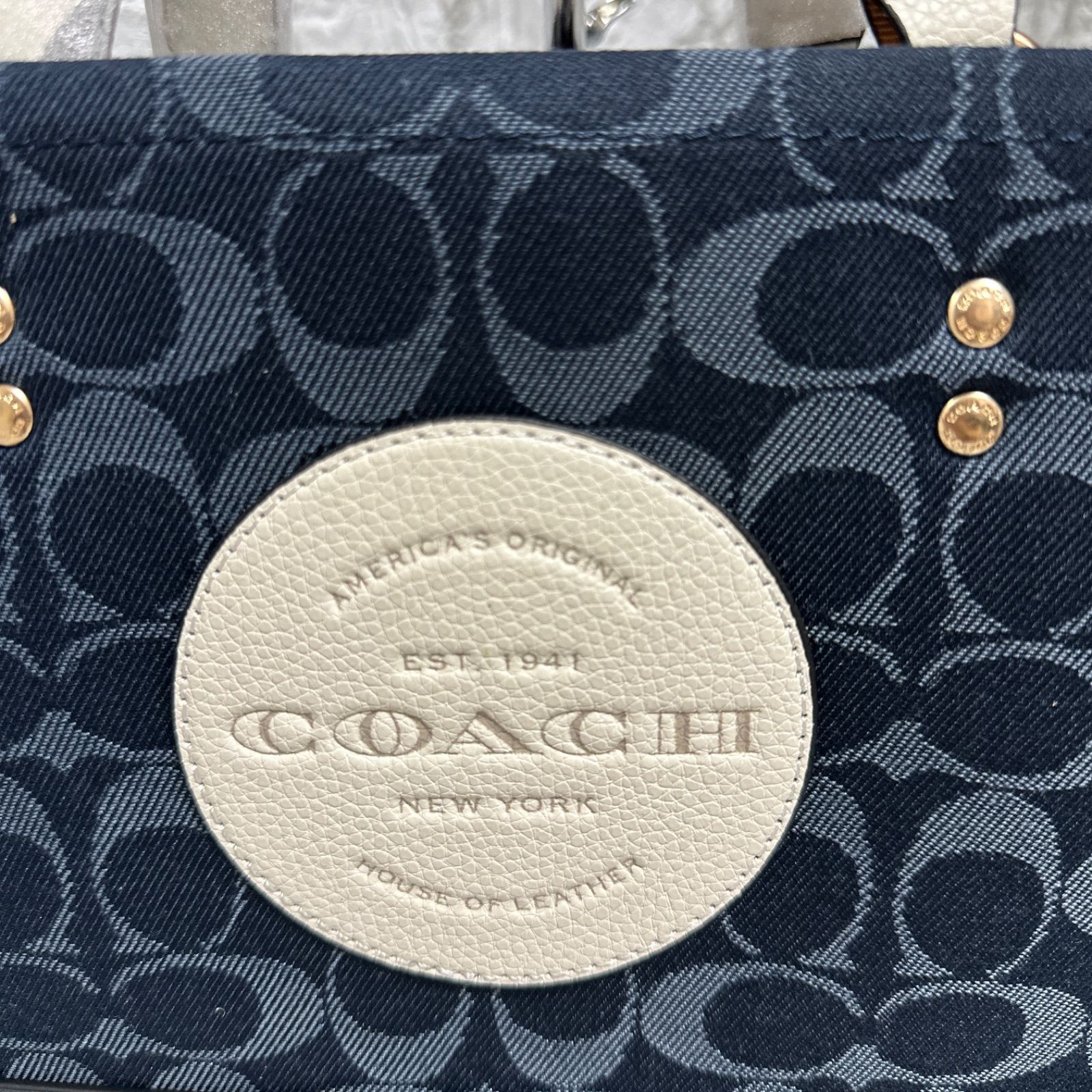 新品☆COACH デンプシーキャリーオール 2wayトートバッグC2826