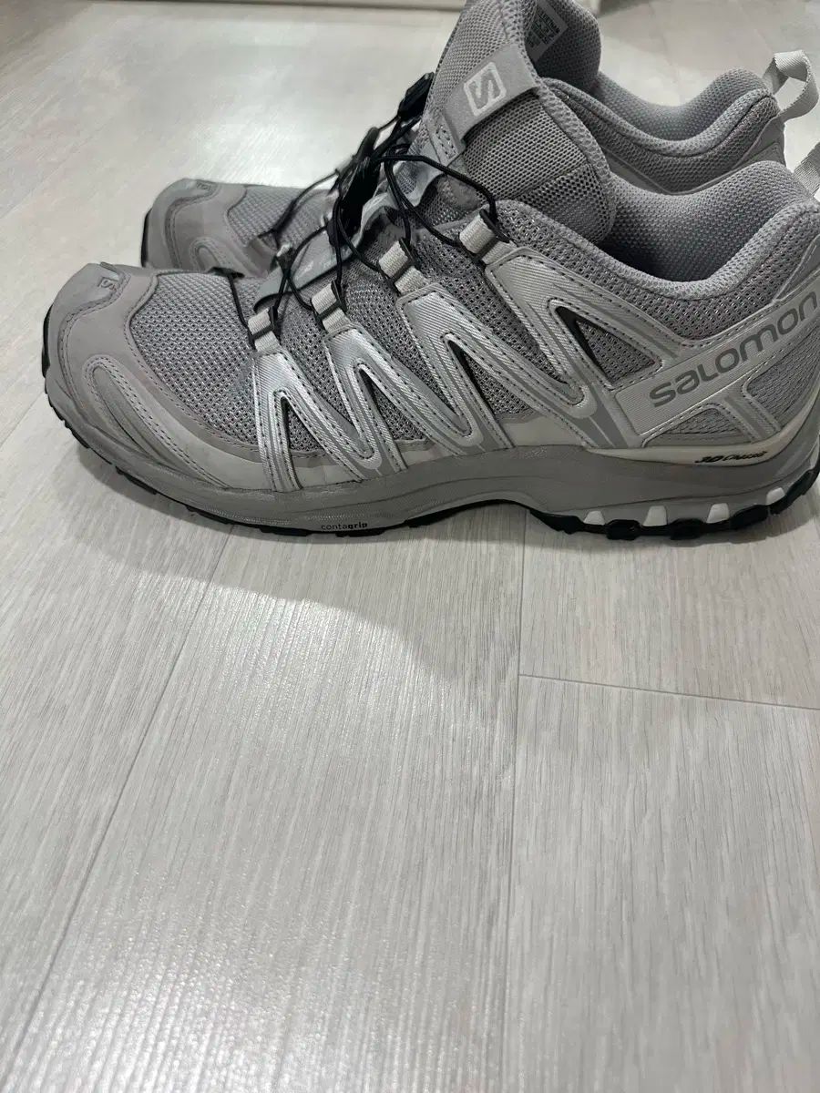 SALOMON