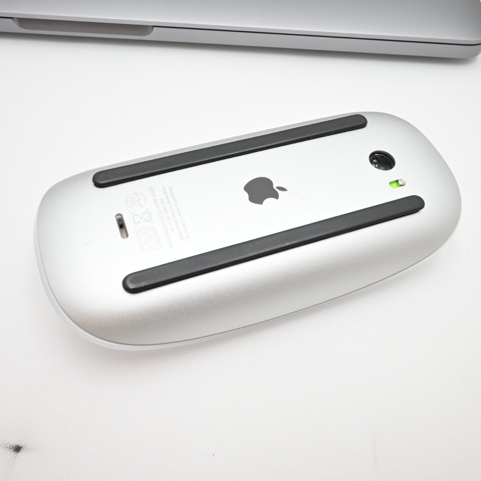 Apple MacBook Pro 2019, Thunderbolt(USB-C)3ポートx 2(13インチPro Apple MacBook Pro 2019, Thunderbolt(USB-C)3ポートx 2(13インチPro