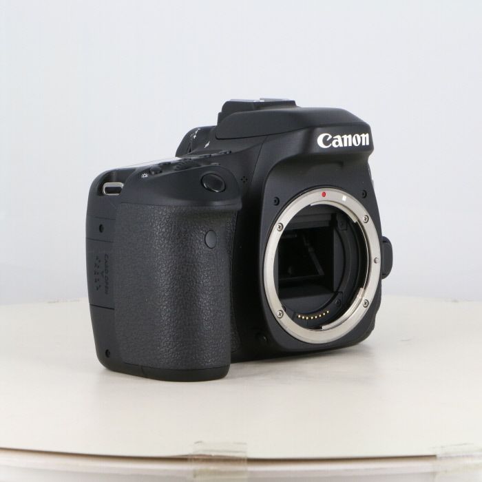 中古】(キヤノン) Canon EOS 80D/EF-S18-55 IS STM レンズキツト