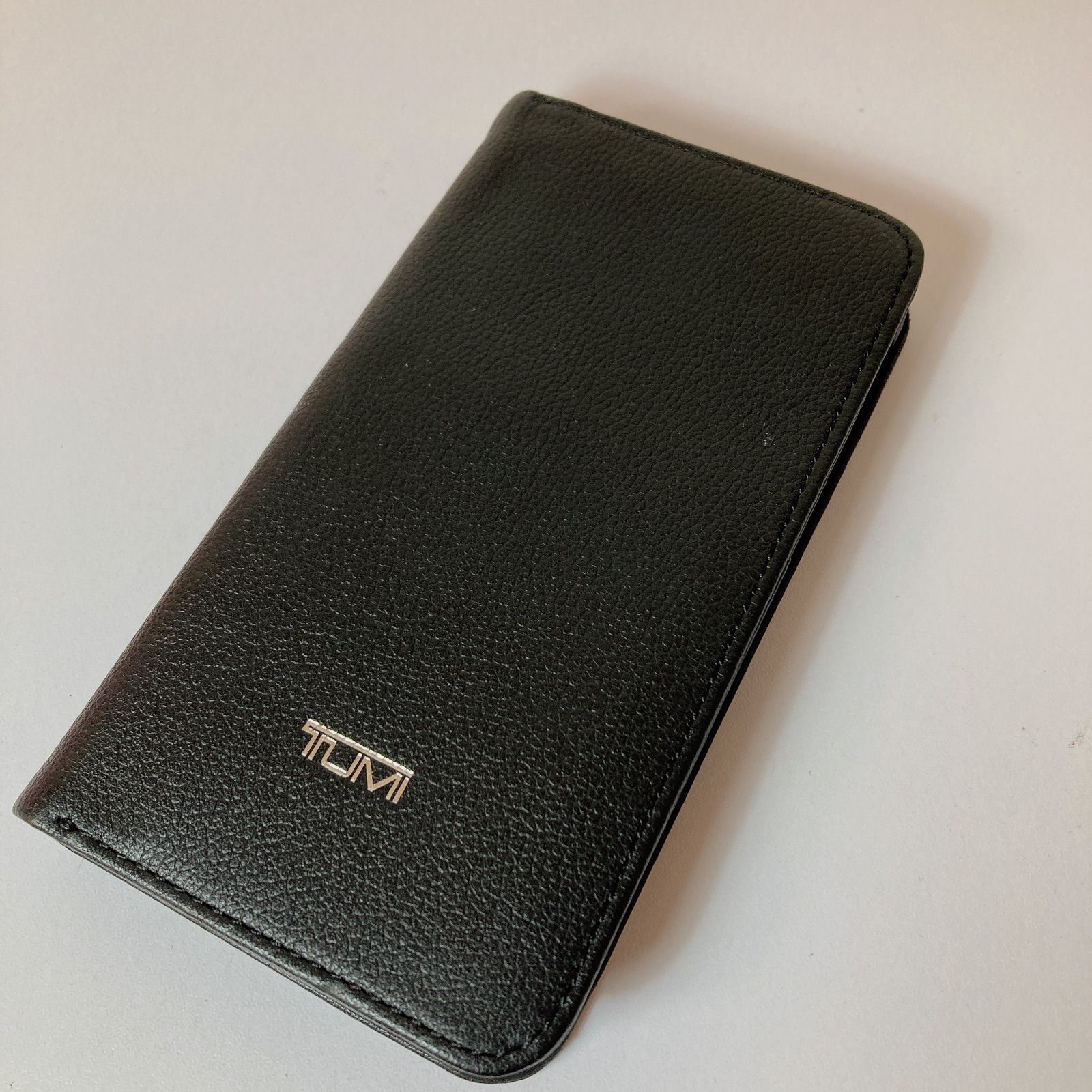 美品】トゥミ TUMI IPHONE XS・X ウォレット 手帳 レザーケース