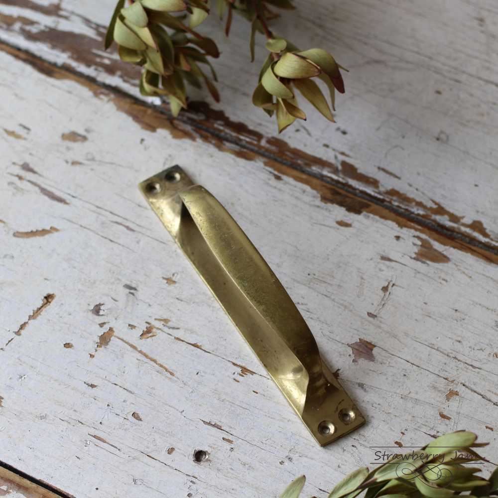 和モダンの美しい一輪挿しです。「林」の印があります。 和モダンの美しい一輪挿しです。「林」の印があります。