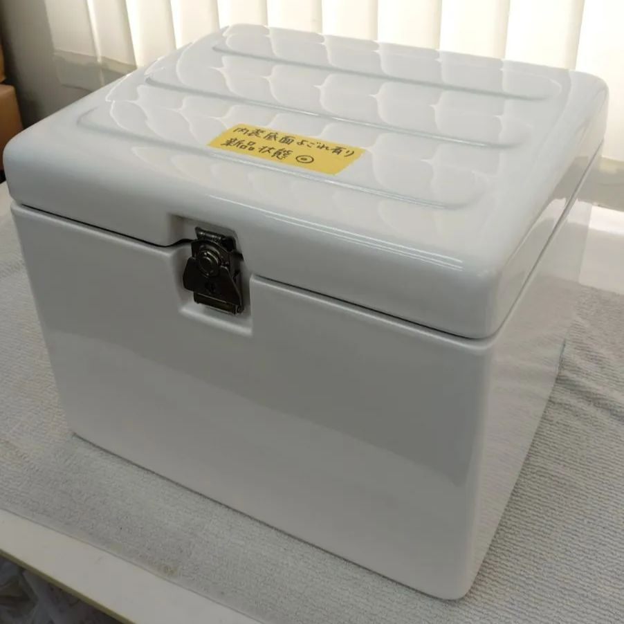 【直接引き渡し限定】シーシャムウッド　ガラスキャビネット　2引き出し付き 直接引き渡し限定】シーシャムウッド ガラスキャビネット 2引き出し