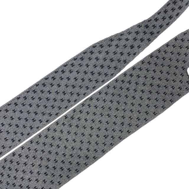 HERMES エルメス ネクタイ　H柄　ストライプ　グレー　ブラック HERMES エルメス ネクタイ H柄 ストライプ グレー ブラック