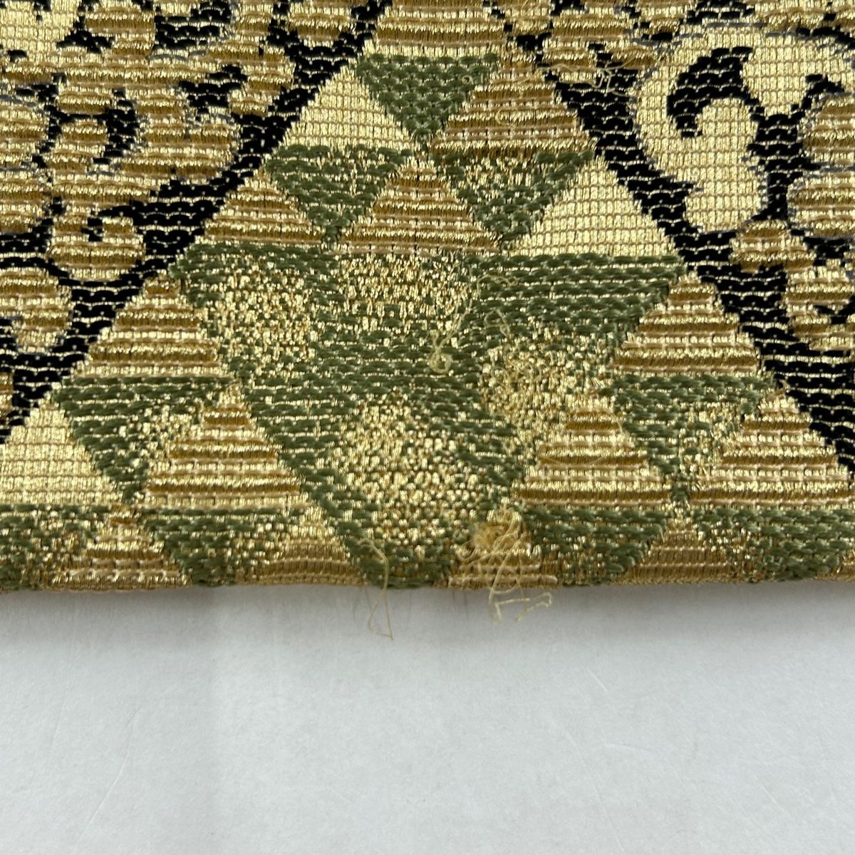 袋帯 美品 名品 鱗紋 菊唐草 金糸 金色 六通 正絹 【中古