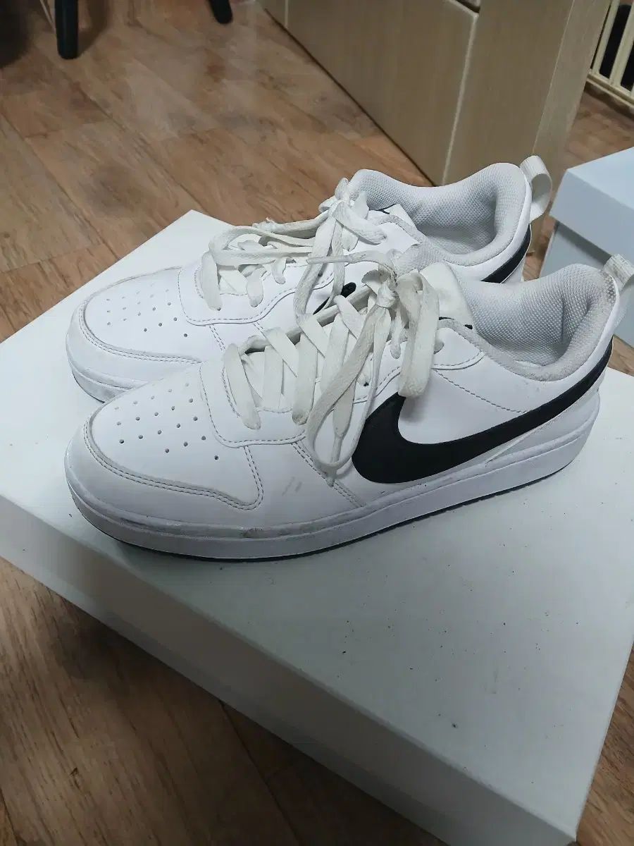 NIKE(ナイキ) コート コート ビジョン ロー