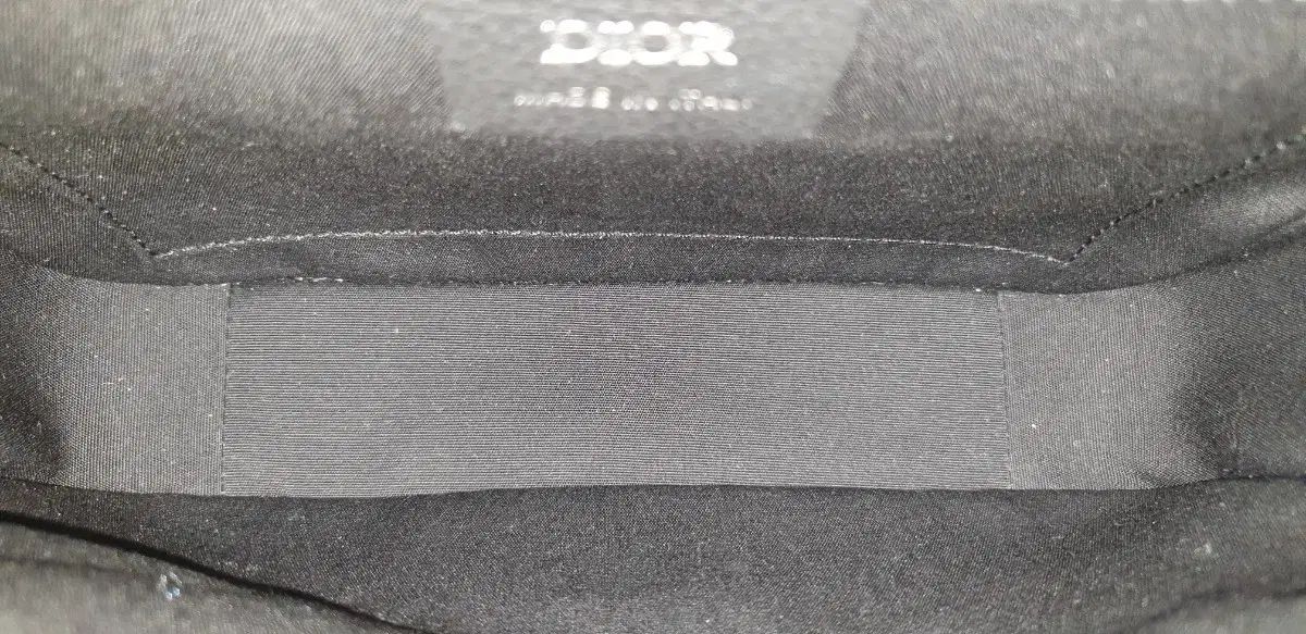 メッセンジャーバッグ