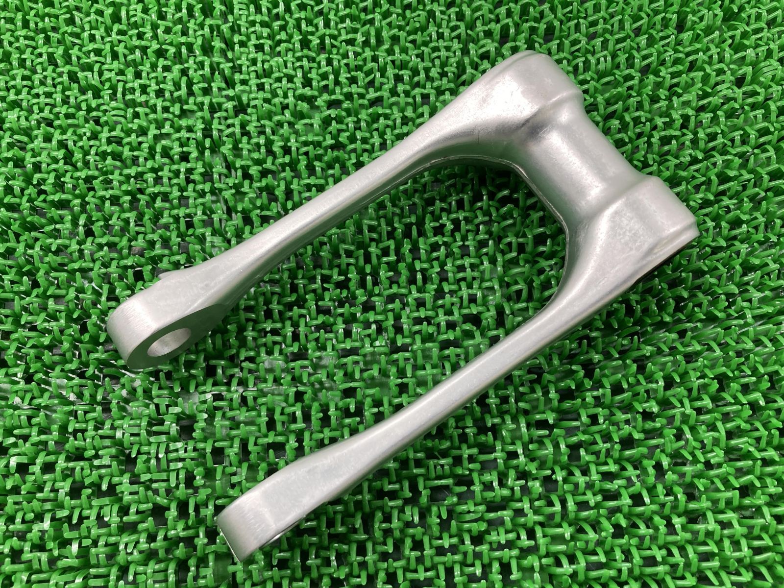 FC FE TC TE リアサスペンションリンク 777.04.083.000 ハスクバーナ 純正 中古 バイク 部品 125 250 300 350  車検 Genuine