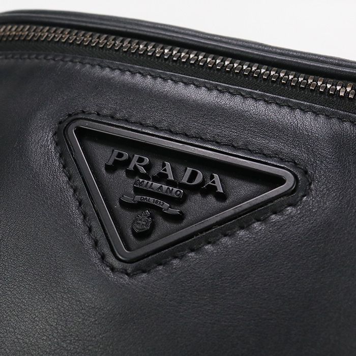 【希少】PRADA 　レザー ベルト ブラック　(中古良品） PRADA プラダ ベルトバッグ 2VL033 2DMF F000 ボディバッグ