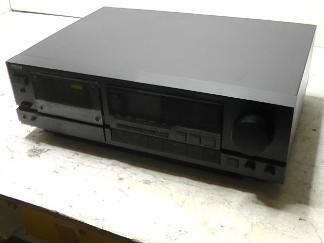 Victor ビクター TD-V711 カセットデッキ オーディオ機器 リモコン付き 通電 済み 2510