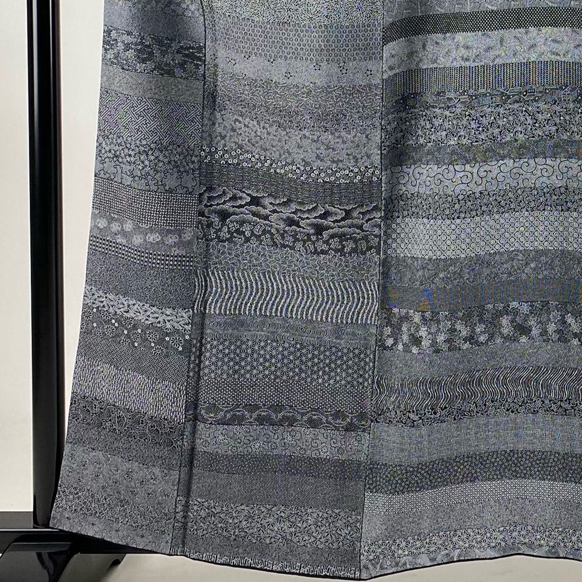 江戸小紋 身丈159cm 裄丈65cm M 袷 落款 寄せ柄 段縞 黒 正絹 美品  