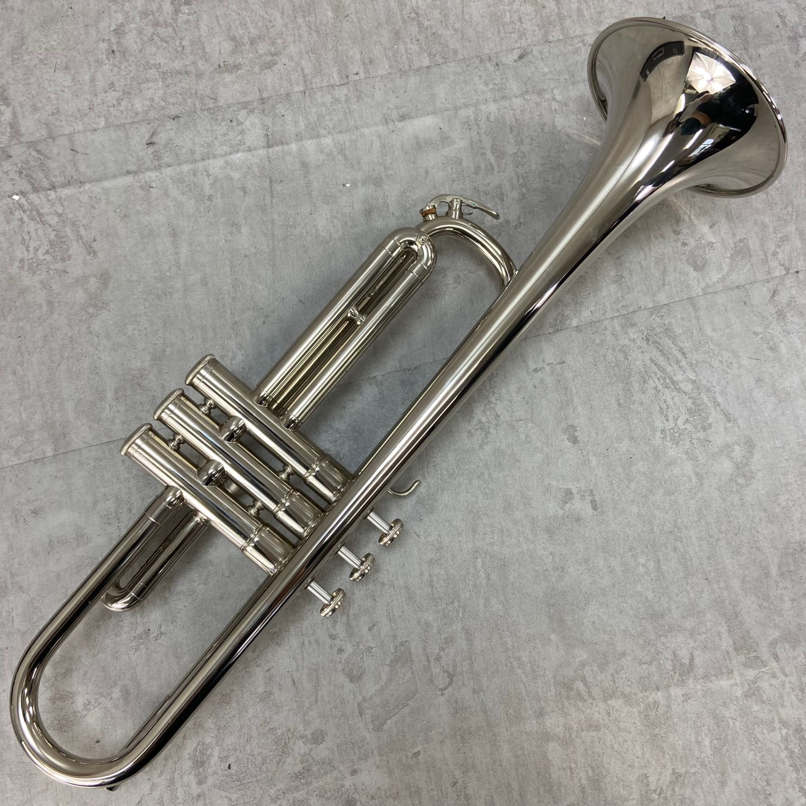 NIKKAN ニッカン YAMAHA ヤマハ トランペット ビンテージ レトロ NIKKAN ニッカン YAMAHA ヤマハ YTR-135 B♭トランペット