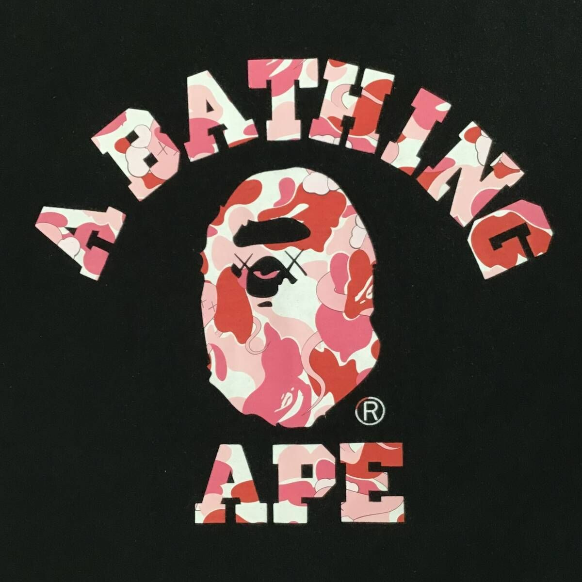 ☆XL☆ KAWS × Original Fake × BAPE Tシャツ カウズ a bathing ape 