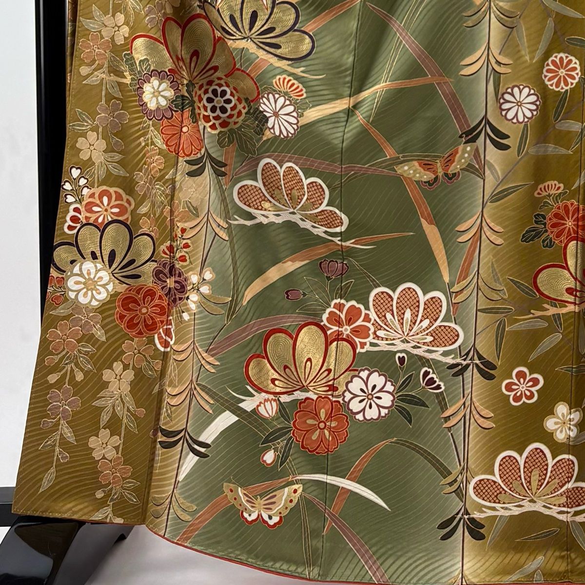 振袖と帯 海老茶色にグレージュ梅 身丈164裄67 袖丈109 亀甲袋帯 振袖と帯 海老茶色にグレージュ梅 身丈164裄67 袖丈109 亀甲袋帯
