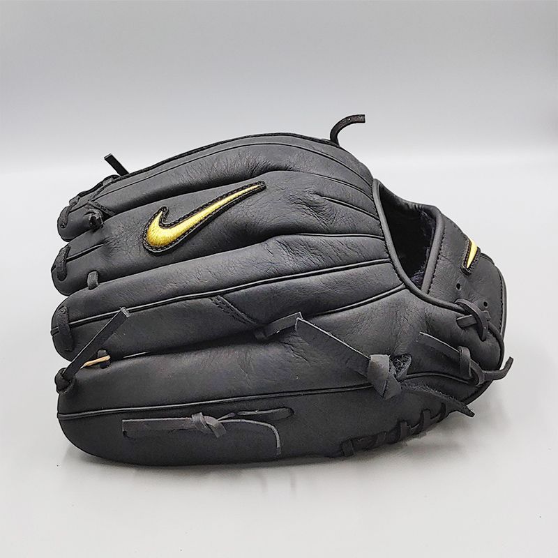 新古品】 ナイキ 軟式グローブ / 外野手用 型付け済み (nike