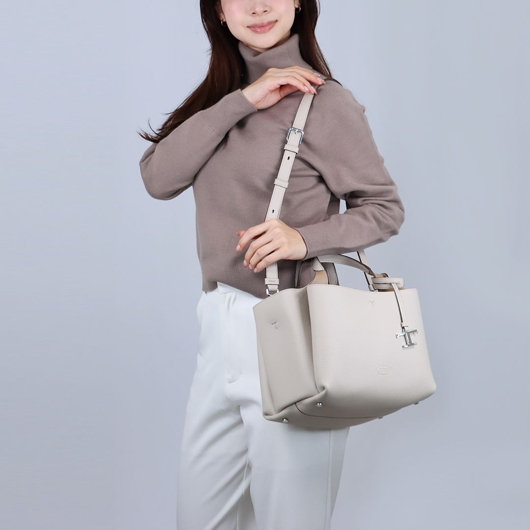 トッズ TODS 2WAYバッグ Tタイムレス XBWAPAFL100 QRI 9022