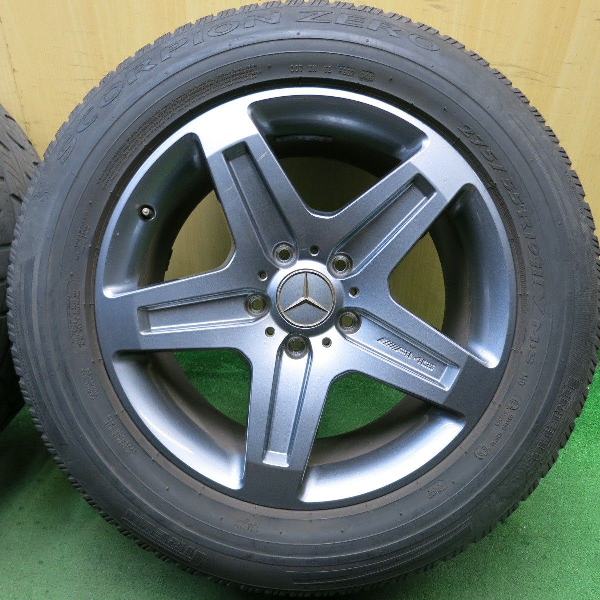 キレイ☆ベンツ W463 G55 Gクラス 純正 AMG 275/55R19 ピレリ 