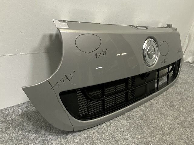 ムーヴキャンバス LA800S ラジエーターグリル フロントグリル 前グリル 純正 伊T ダイハツ LA800S LA810S ムーヴ キャンバス フロントグリル 純正