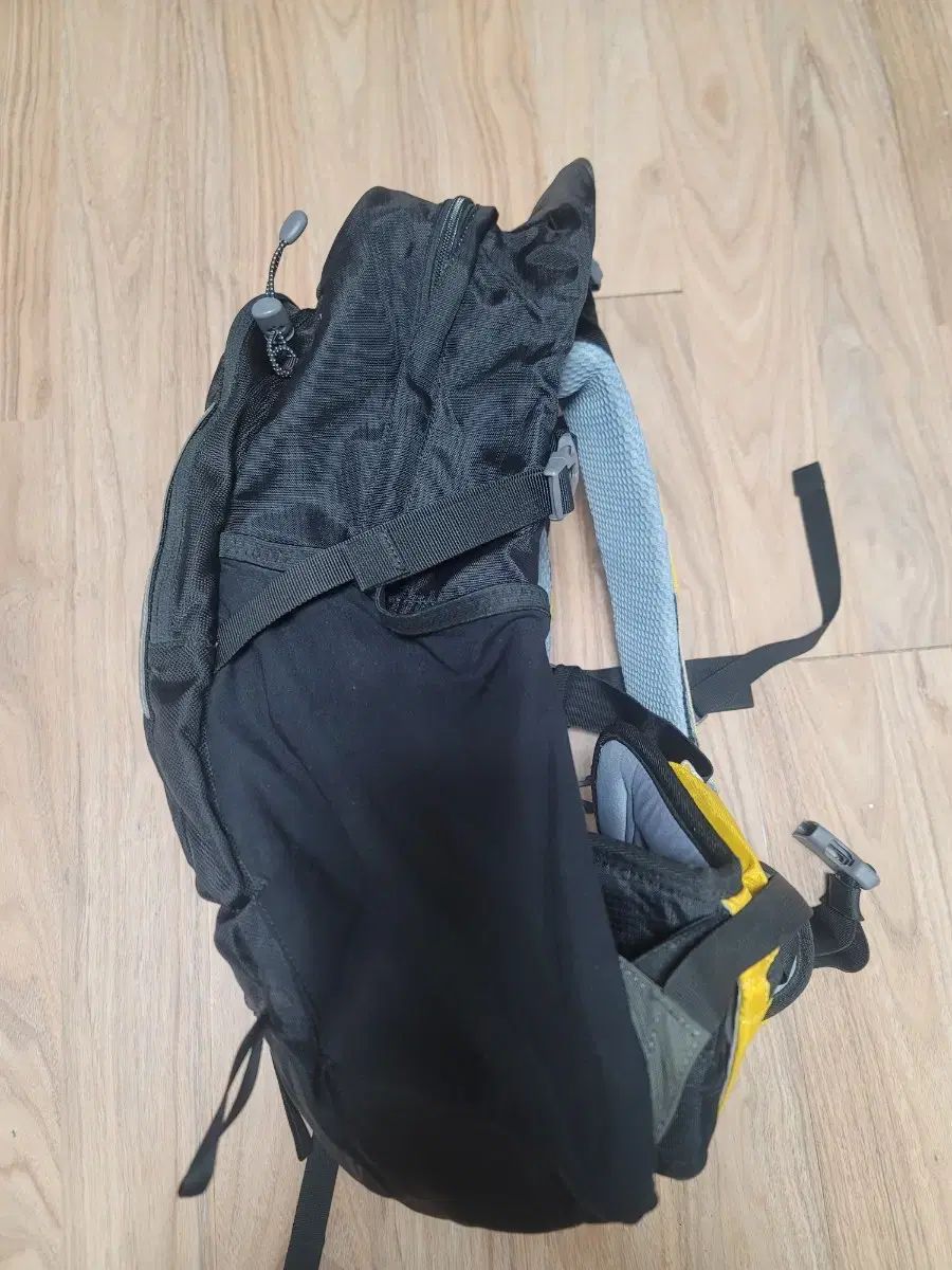 28L