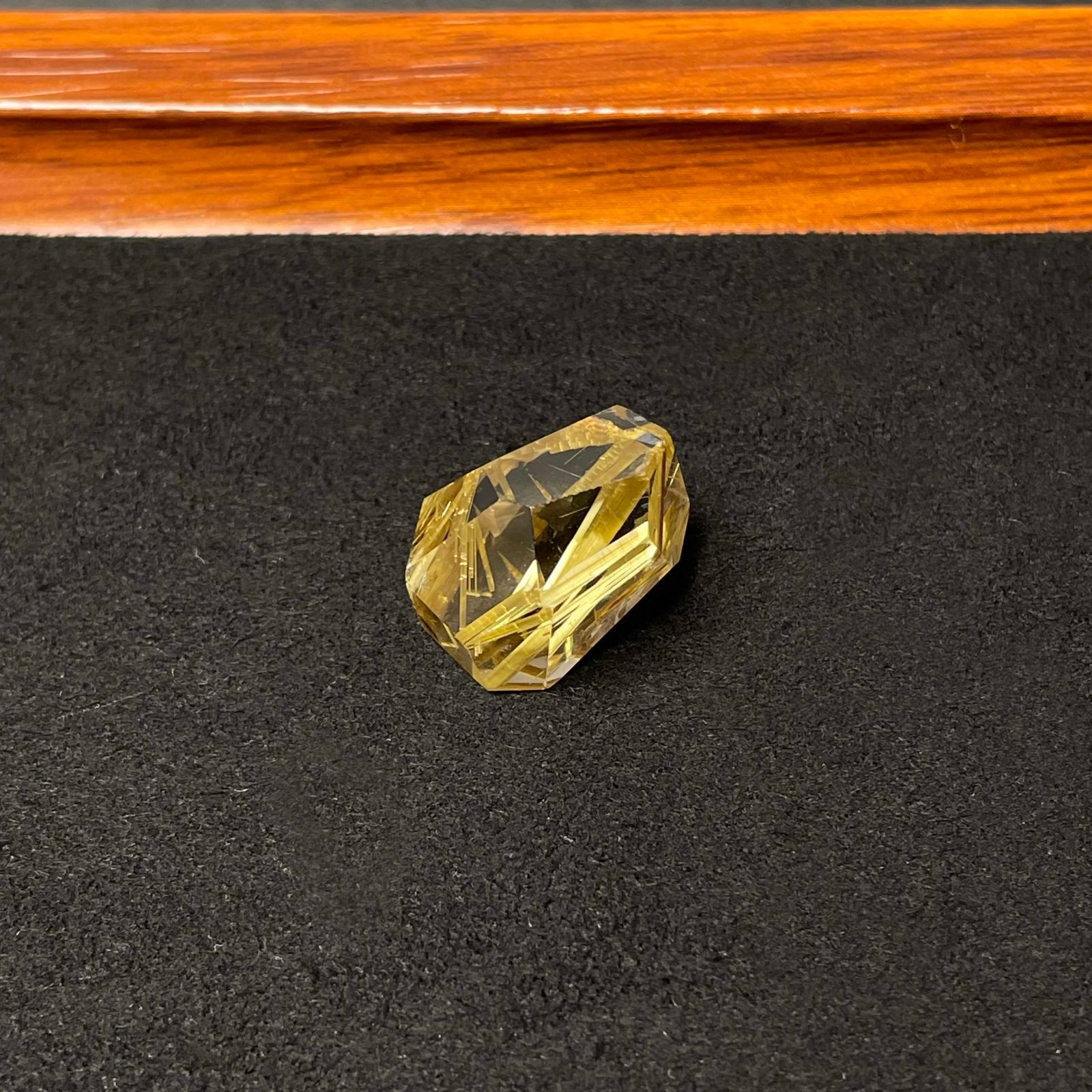  上級 EU製 黄金タイチンルチル パワーストーン 天然石 原石 金運 お守り プレゼント1 17 2 12 4 mm ZZ 1549 その他 アクセサリー