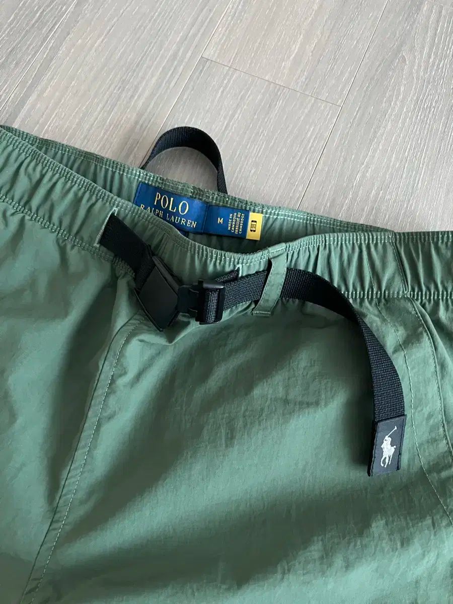 ハイキング ショートパンツ