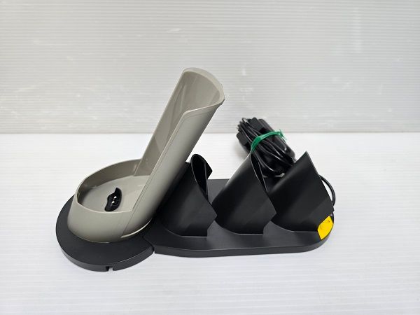 中古品】 シャーク Shark 充電式 スティック ハンディ クリーナー