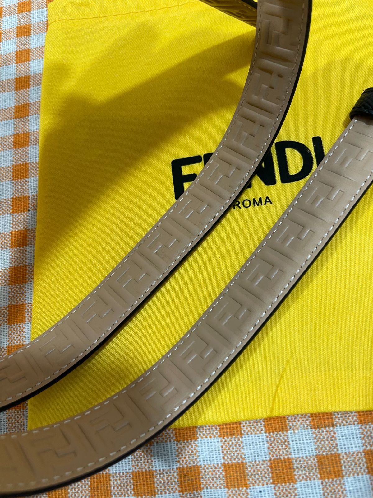 状態良♥FENDI  フェンディ レディース ベルト 幅2cm 新品未使用